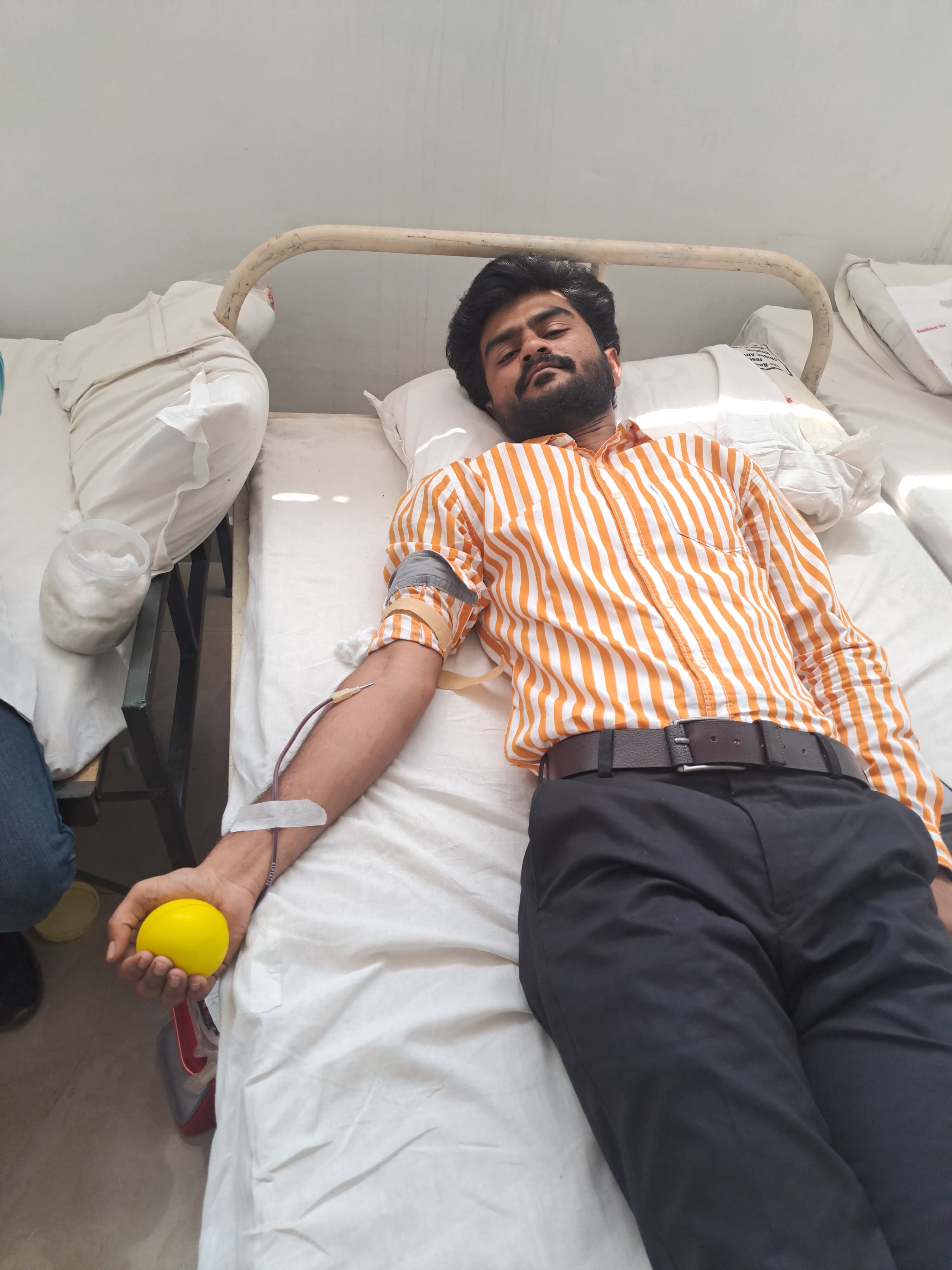 blood-donation-camp-by-S.H.M.C-RI